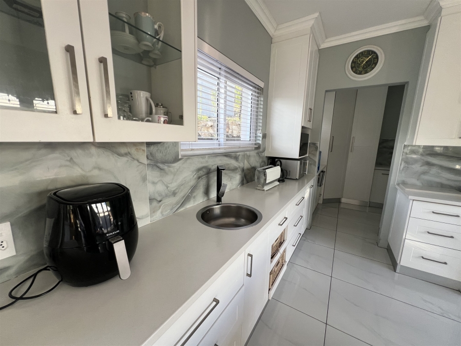 3 Bedroom Property for Sale in Abbotsford Eastern Cape